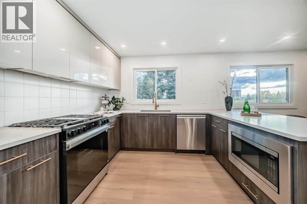 Modern Classic Kitchen